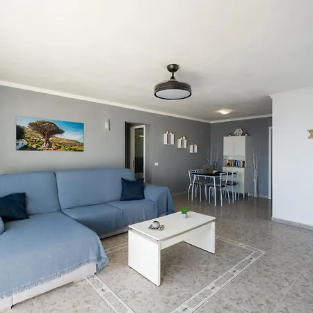 Tabaiba Sunset Sea Views דירה